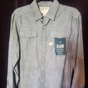 Gstar raw mens button down.grey with a camouflage pattern. Tone on tone pattern
